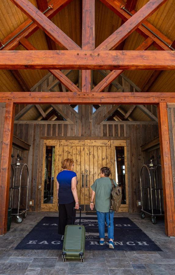 Headwaters Lodge At Eagle Ranch Resort Инвермир Экстерьер фото